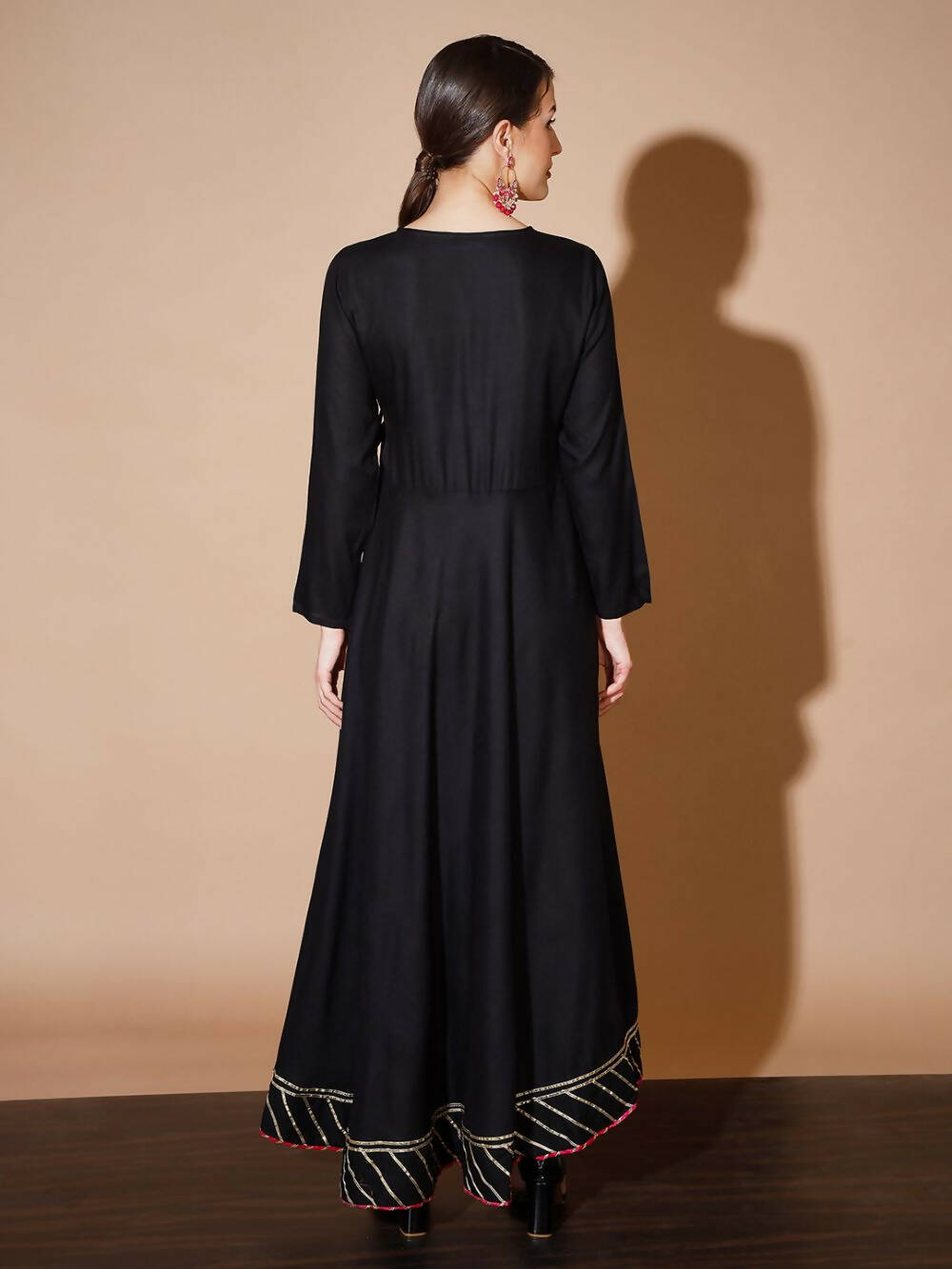 Myshka Women Black Solid Kurtas - Distacart