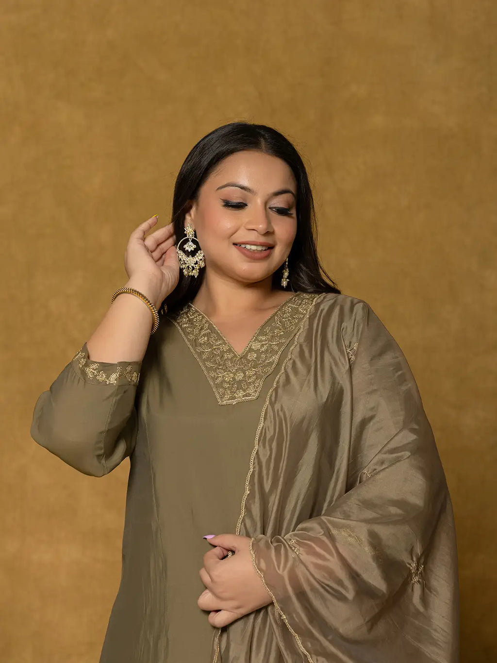 Yufta Olive Green Silk Embroidered Plus Size Kurta Dupatta Set