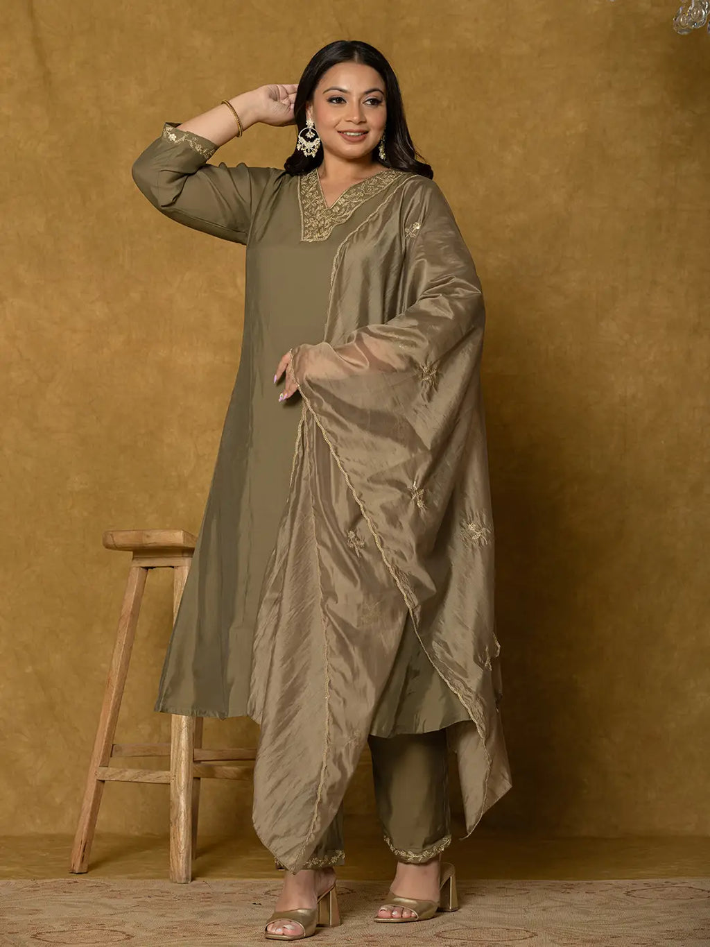 Yufta Olive Green Silk Embroidered Plus Size Kurta Dupatta Set