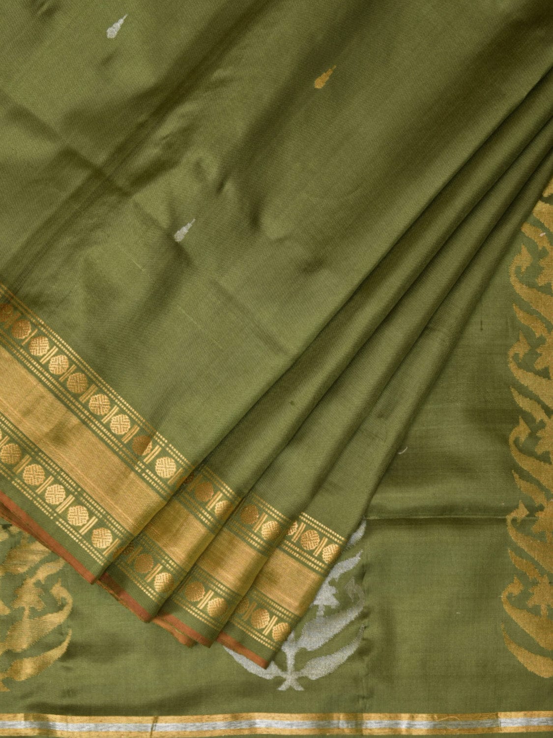Olive Uppada Silk Handloom Saree with Karpur Pallu Design - Global Threads