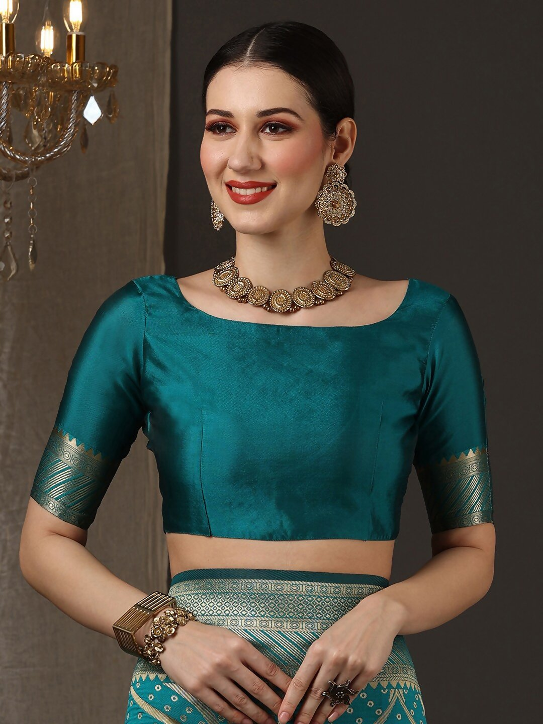 Saree Mall Woven Design Zari Silk Blend Banarasi Saree