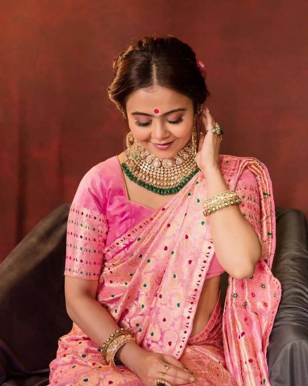 DEIANA'S Beautiful Designer Golden zari Soft Lichi Silk Saree - Peach