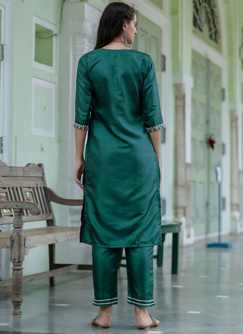 Vellora Green Silk Blend Casual Salwar Suit with Intricate Embroidery