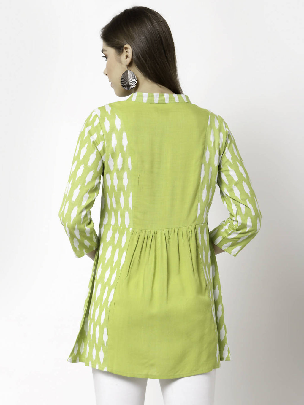 Myshka Women Green Pure Cotton Printed 3/4 Sleeve Round Casual Tunic