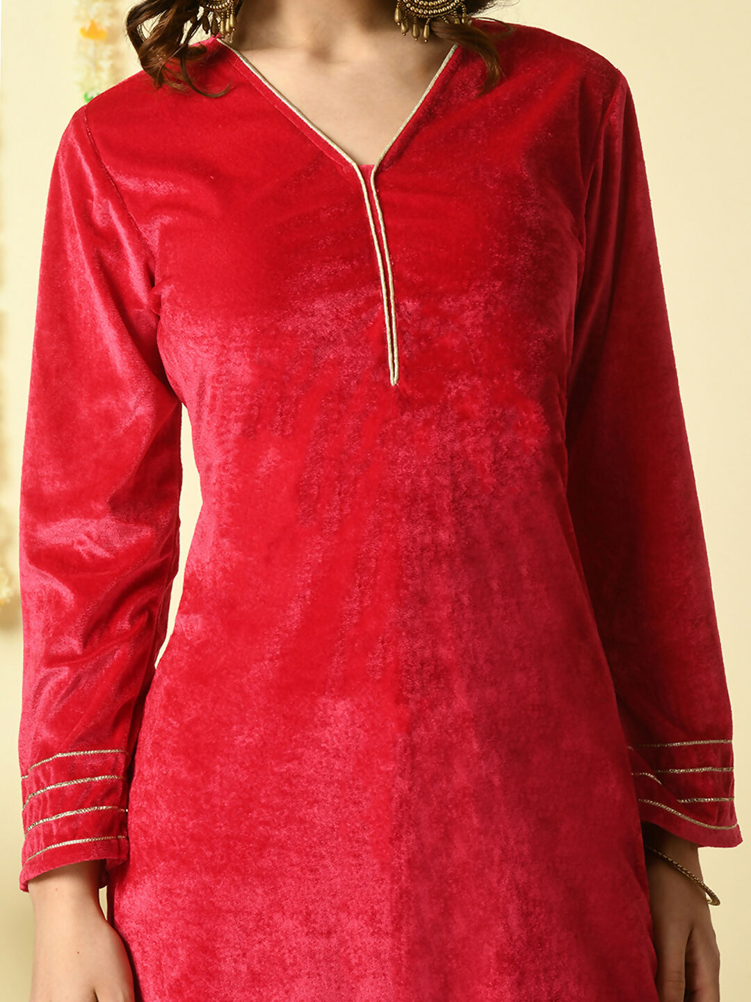 Myshka Women's Pink Velvet Kurta With Trousers Party Sets