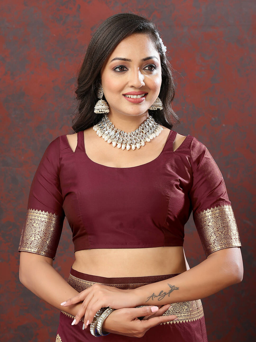 Lorenvalley Fashion Maroon Soft Silk Woven Design Gold Zari Weaving Saree