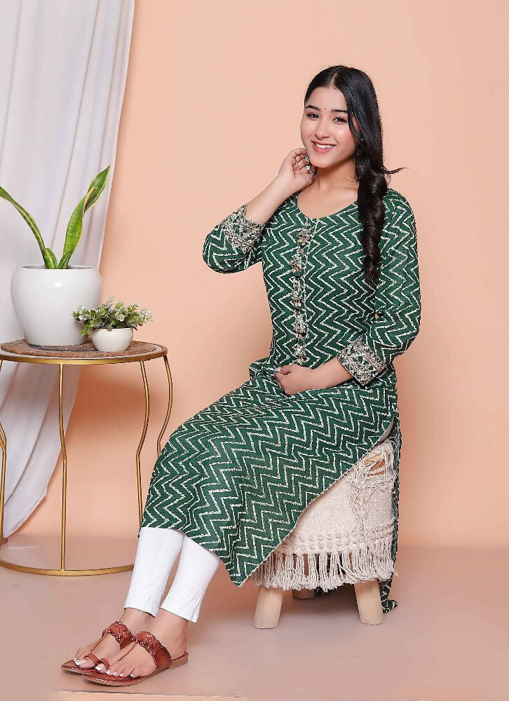 Miravan Womens Green Zigzag Print Embroidery Rayon Straight Kurta - Distacart