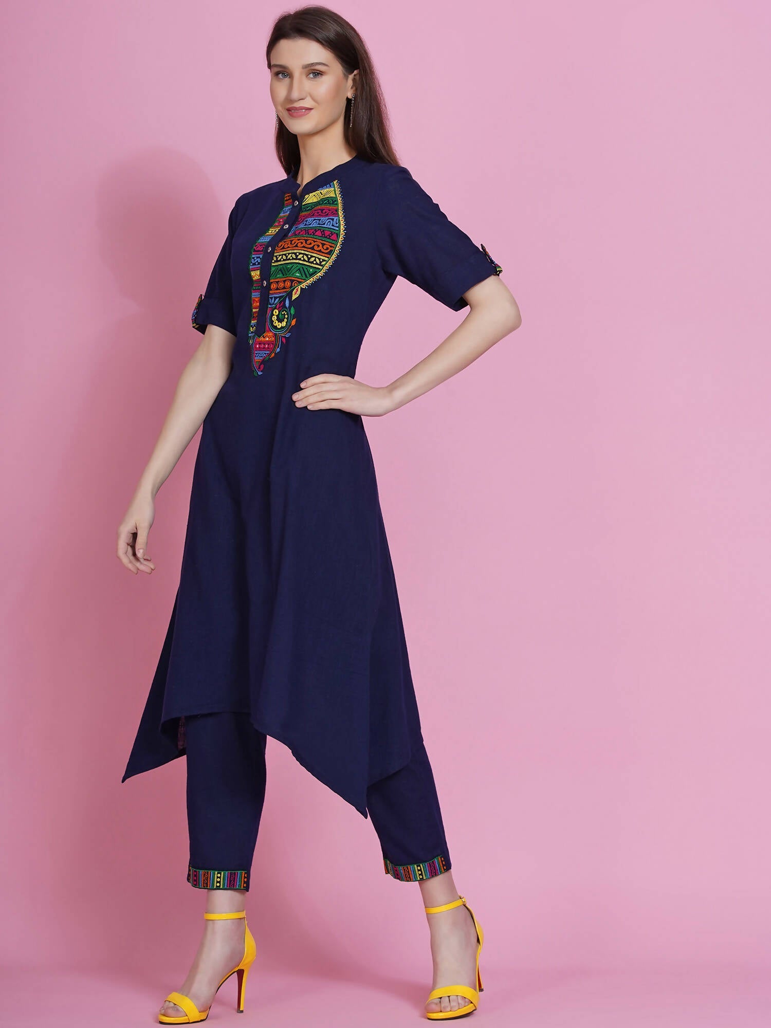 Women Republic Navy Blue Cotton Embroidered Kurta With Pants - Distacart