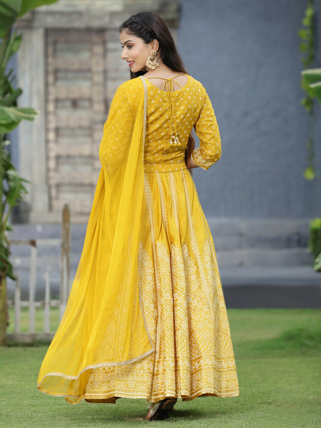Juniper Mustard Bandhani Printed Shantoon Slub Lehenga Choli & Net Dupatta Set.