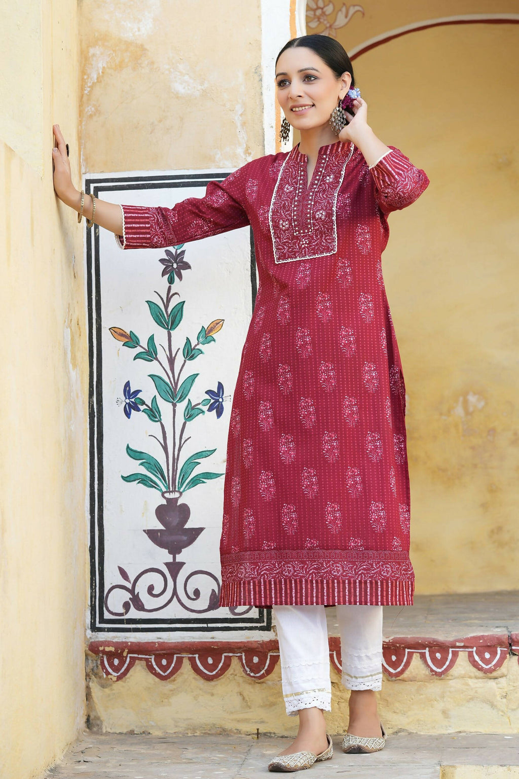 Juniper Women's Marron Cotton Cambric Floral Printed Straight Kurta - Distacart