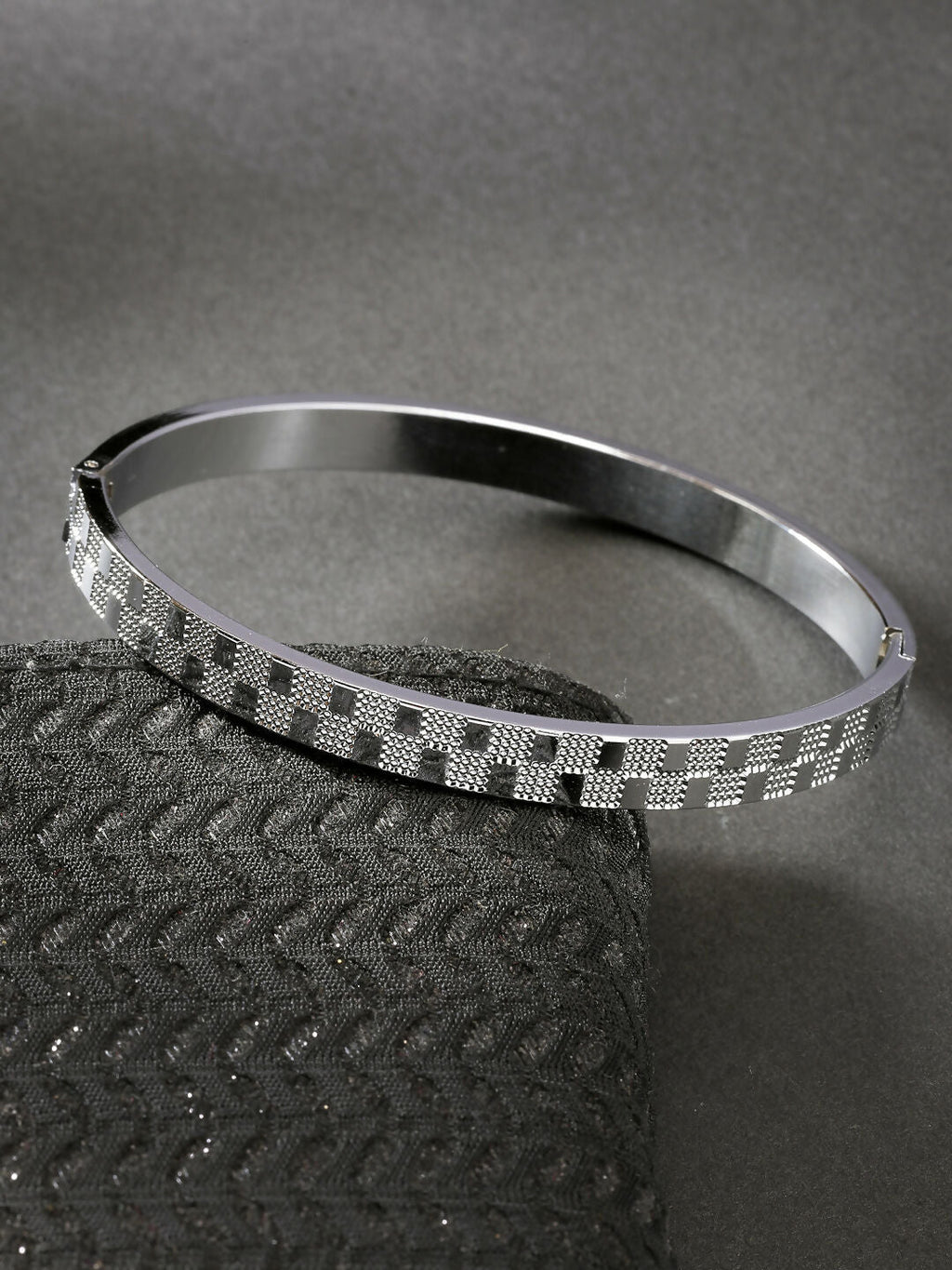 NVR Men's Set of 2 Rhodium-Plated Stainless Steel Kada Bracelet - Distacart