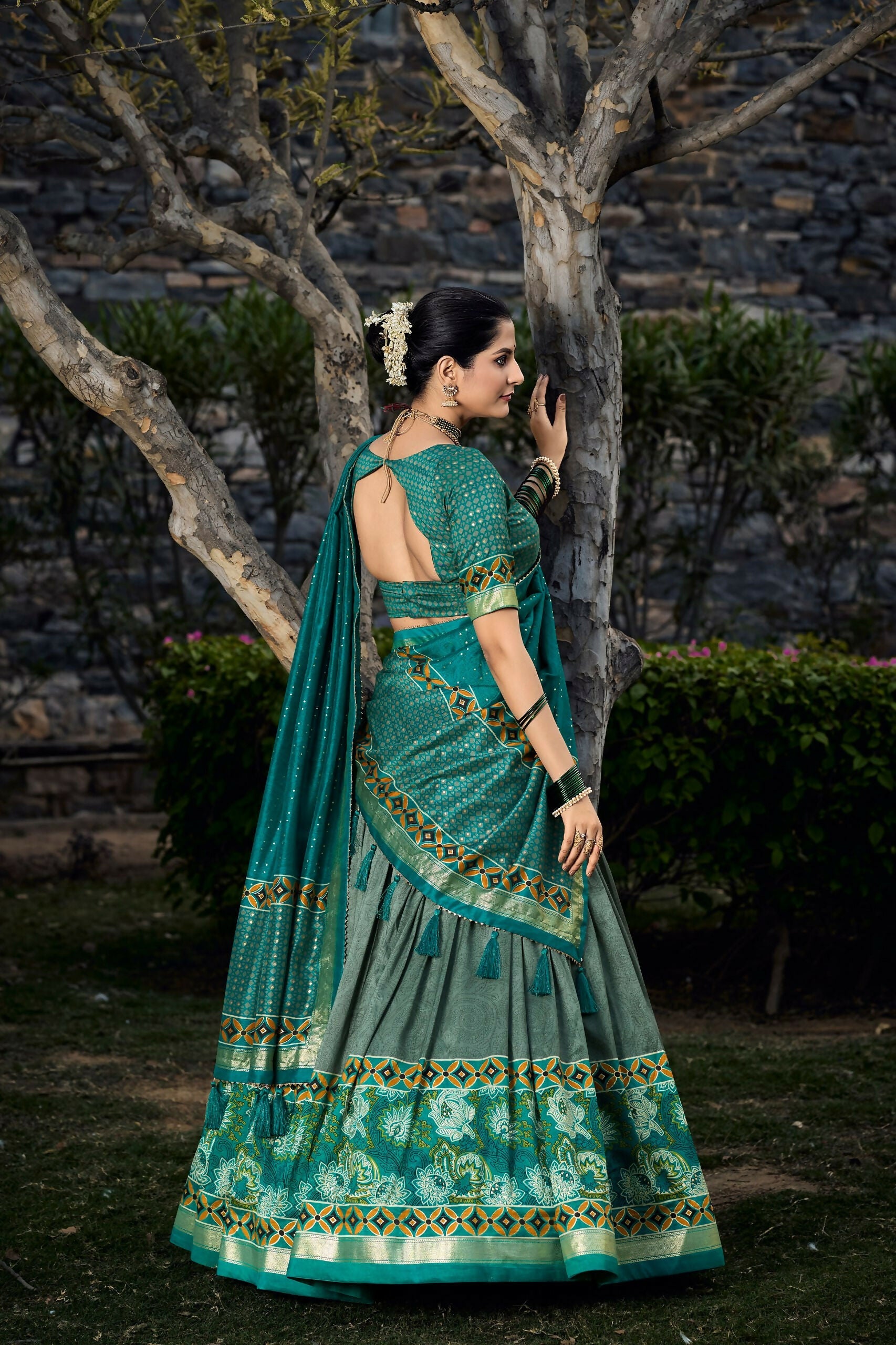 Vastranavya Floral Print With Foil Print Tussar Silk Lehenga With Unstitched Blouse - Sea Green