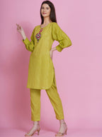 Women Republic Green Lurex Cotton Hand Embroidered Kurta With Pants - Distacart