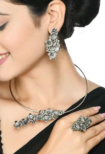 Mominos Fashion Johar Kamal Oxidised Silver-Plated Hasli Design Necklace Choker Set For Women