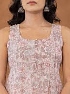 Yufta Peach Cotton Anarkali Square Neck Kurta Dupatta Set