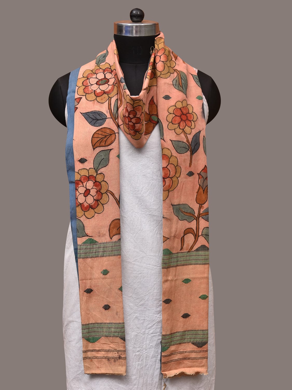 Peach Kalamkari Hand Painted Cotton Handloom Dupatta with Floral Design - Global Threads