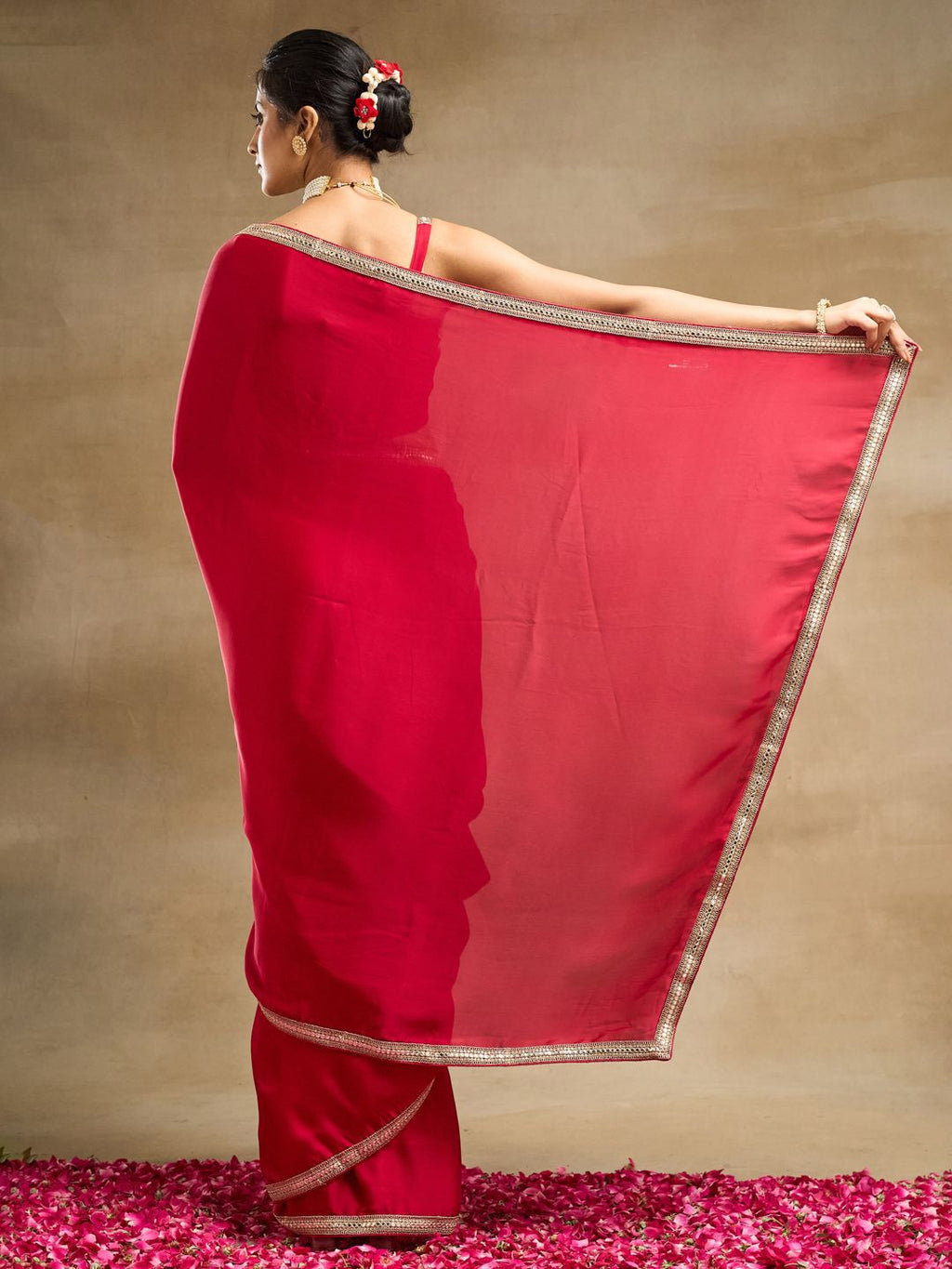 kasee Embroidered Silk Blend Saree - Distacart