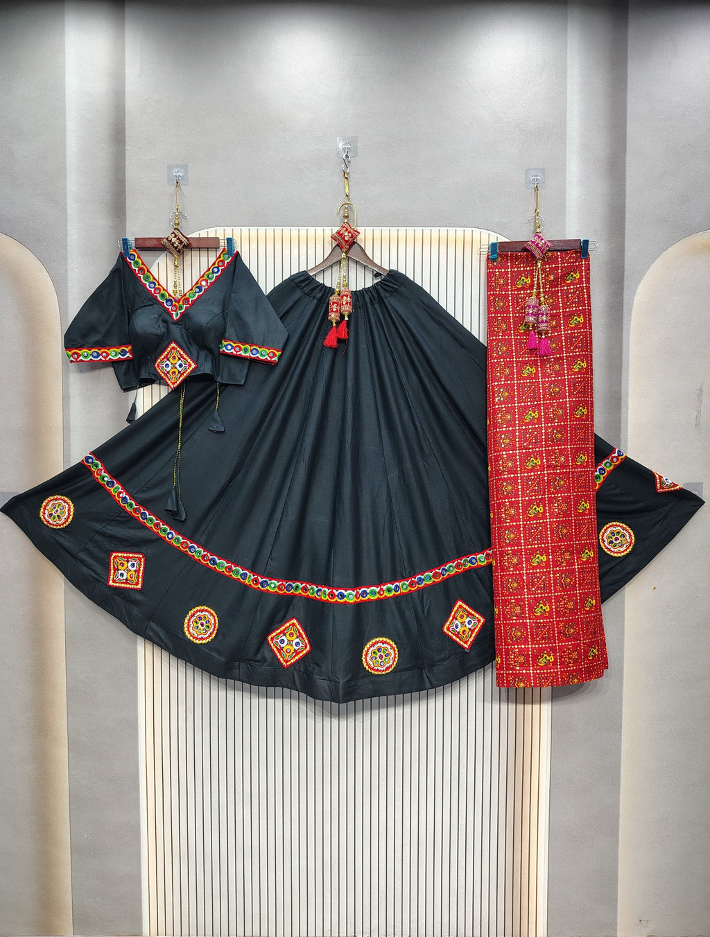 DEIANA'S Gota Patch Gamthi Work Lace Lehenga Choli - Black - Distacart