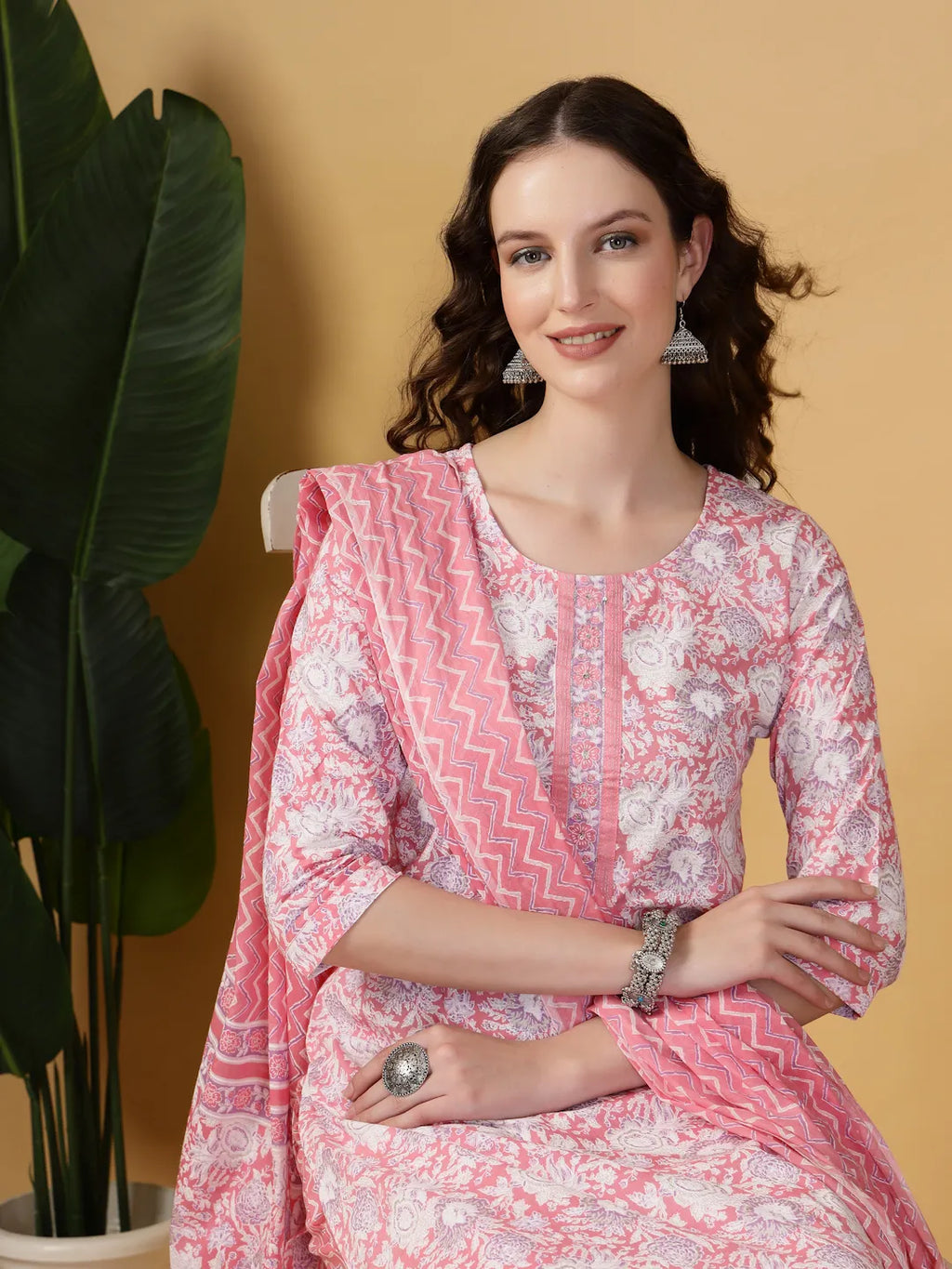 Yufta Pink Floral Print Straight Kurta Trouser Dupatta Set - Distacart