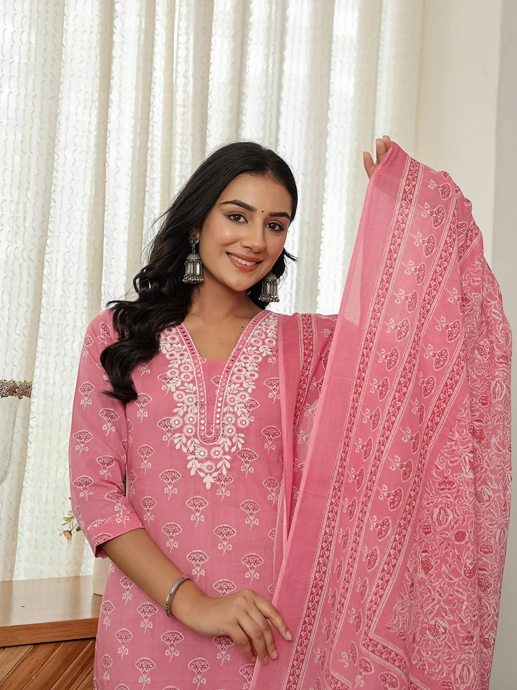 Yufta Pink Floral Thread Work Straight Kurta Trouser Dupatta Set - Distacart