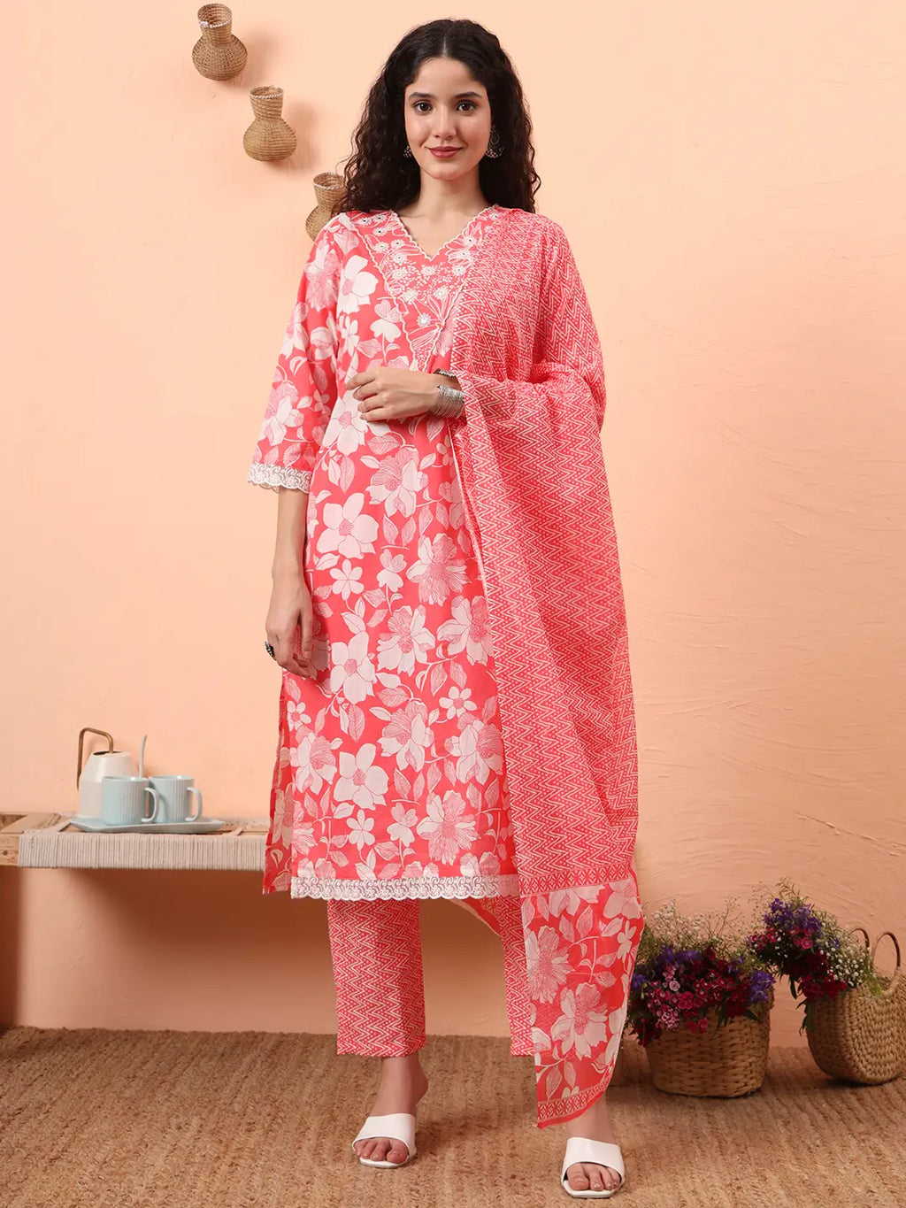 Yufta Pink Pure Cotton Ethnic Motifs Straight Kurta Pant Set