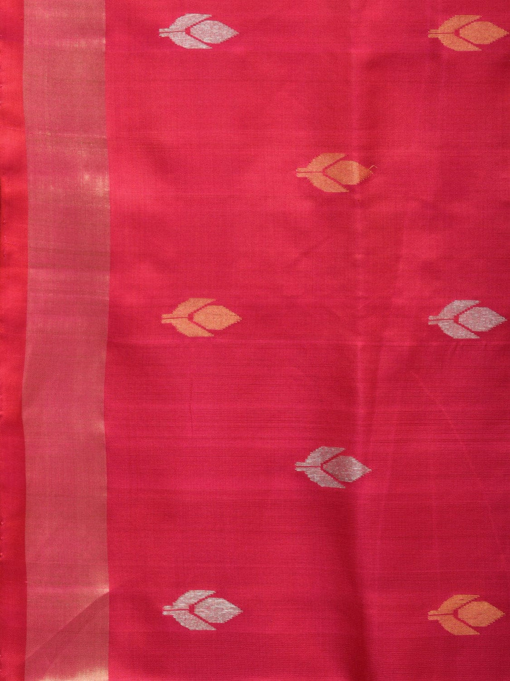 Pink Uppada Silk Handloom Saree with Floral and Birds Design - Global Threads