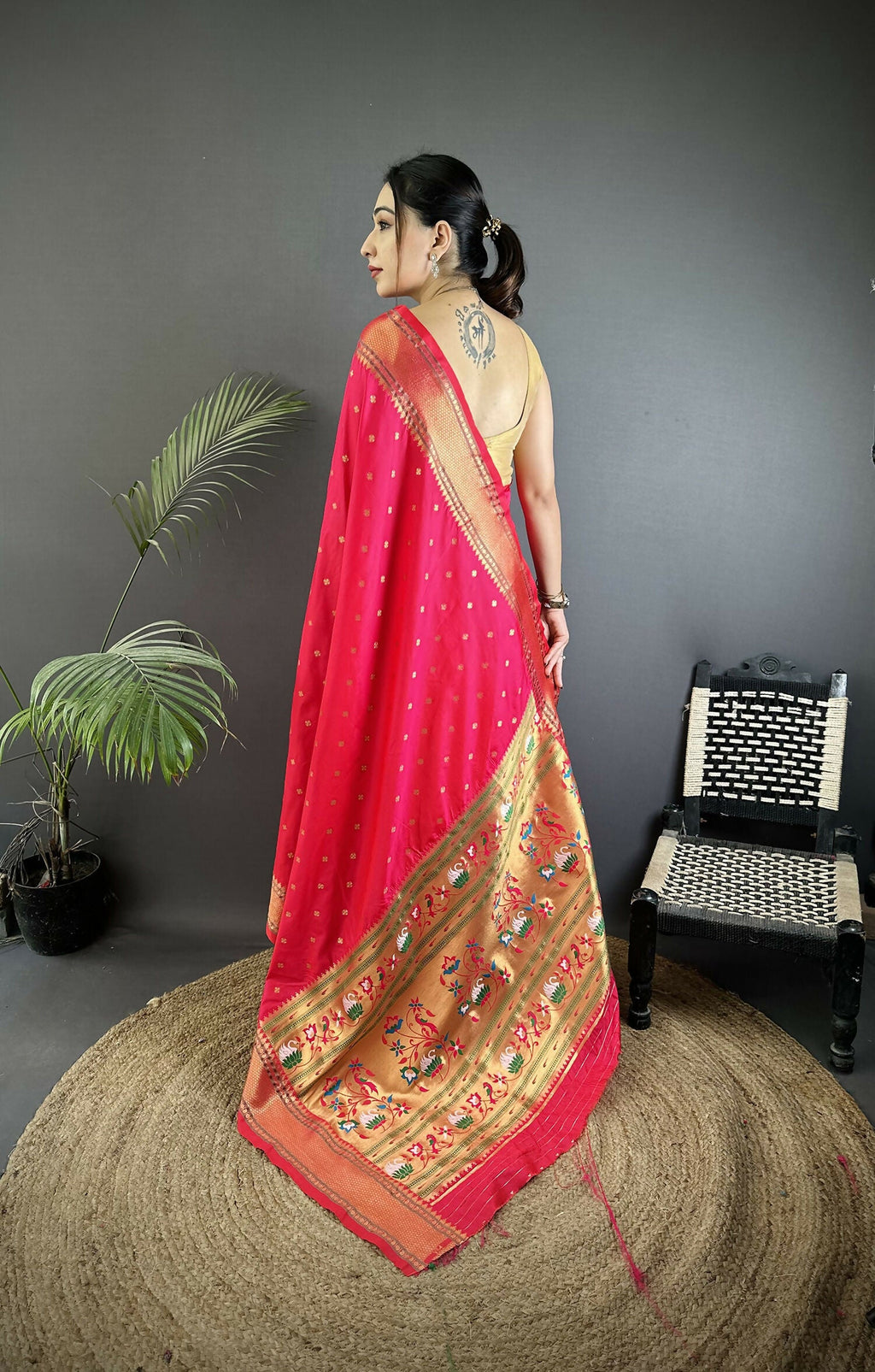 Joban Fashion Magenta Pink Butti Woven Soft Lichi Silk Paithani Saree - Distacart