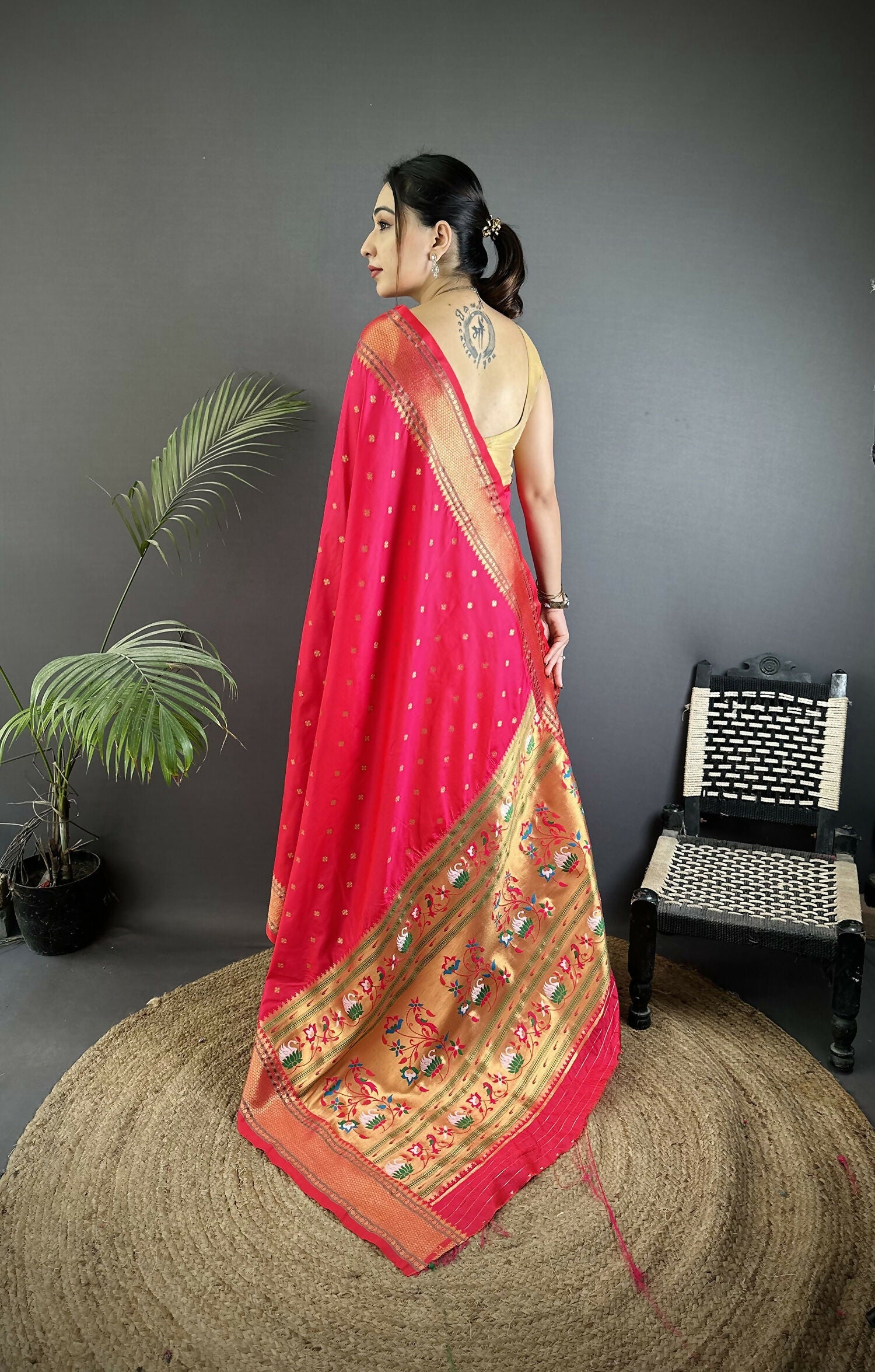 Joban Fashion Magenta Pink Butti Woven Soft Lichi Silk Paithani Saree - Distacart