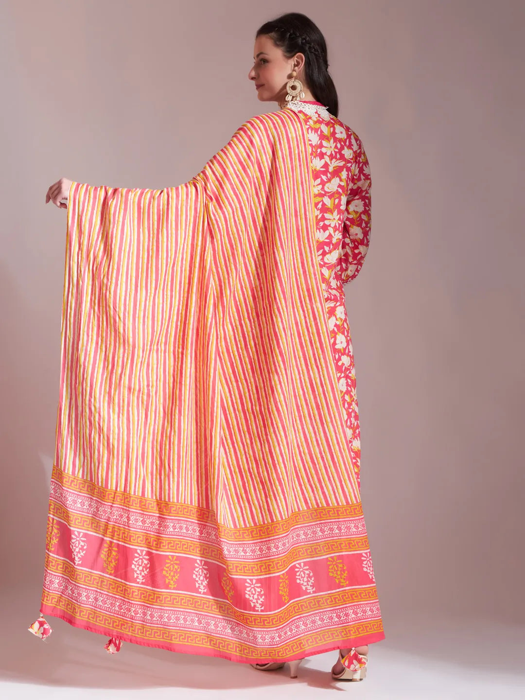Yufta Pure Cotton Pink Kurta Dupatta Set With Lace Detailing