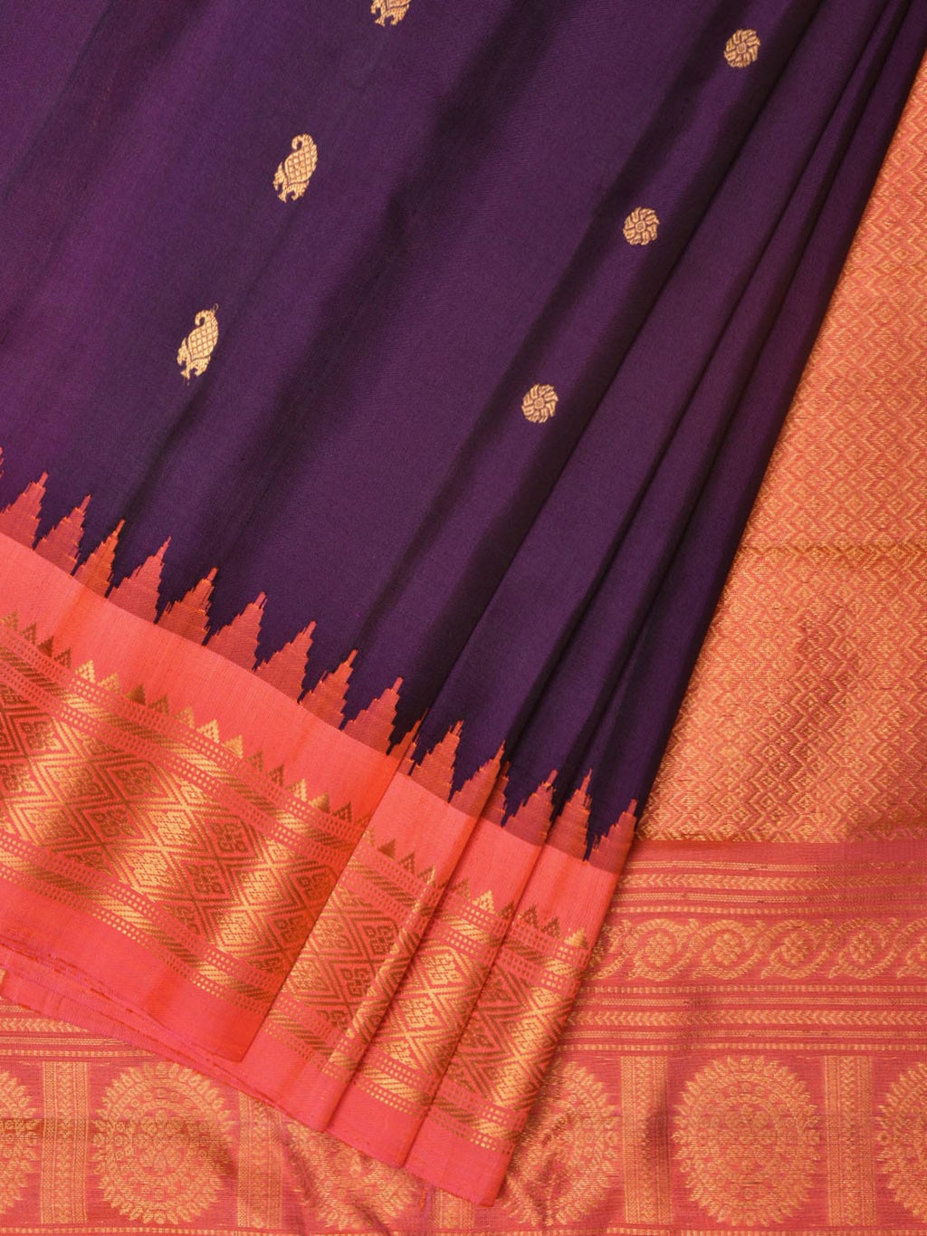 Purple and Peach Gadwal Silk Handloom Saree with Mango Pallu and Border Design - Global Threads
