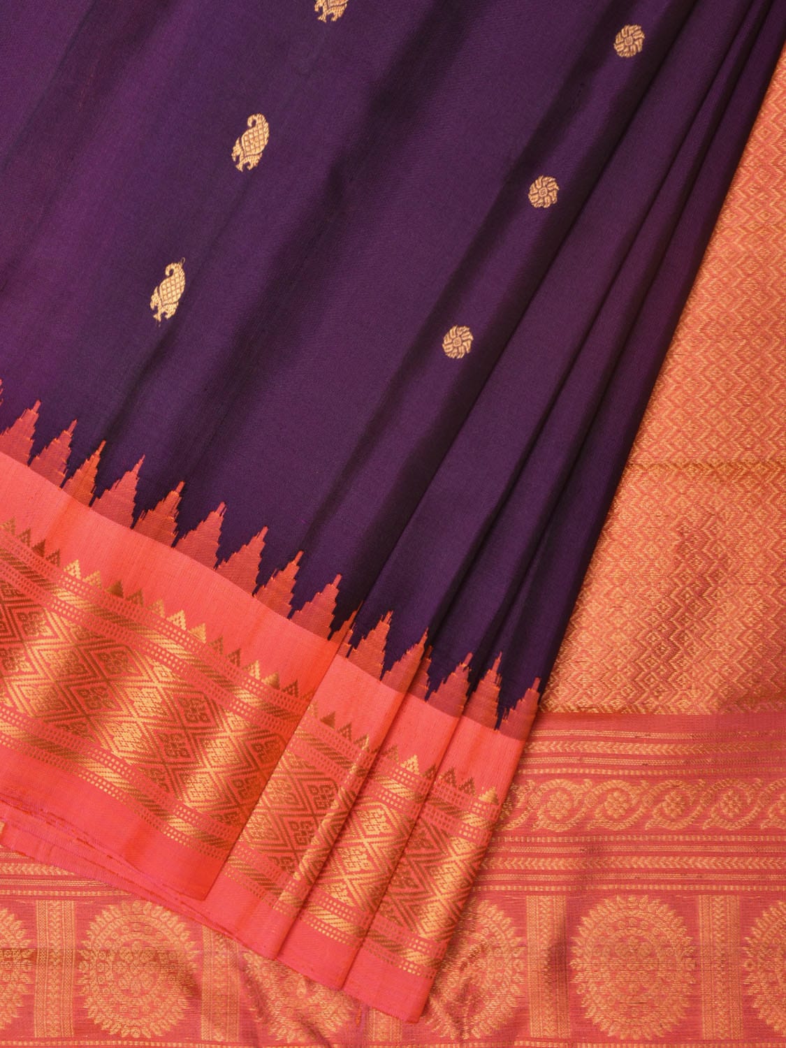 Purple and Peach Gadwal Silk Handloom Saree with Mango Pallu and Border Design - Global Threads