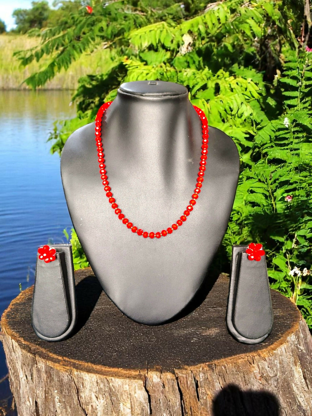 Inhanns Crystal Bloom – Single Line Necklace + Studs - Red