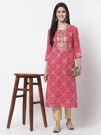 Myshka Women Red Viscose Printed 3/4 Sleeve Round Neck Kurta