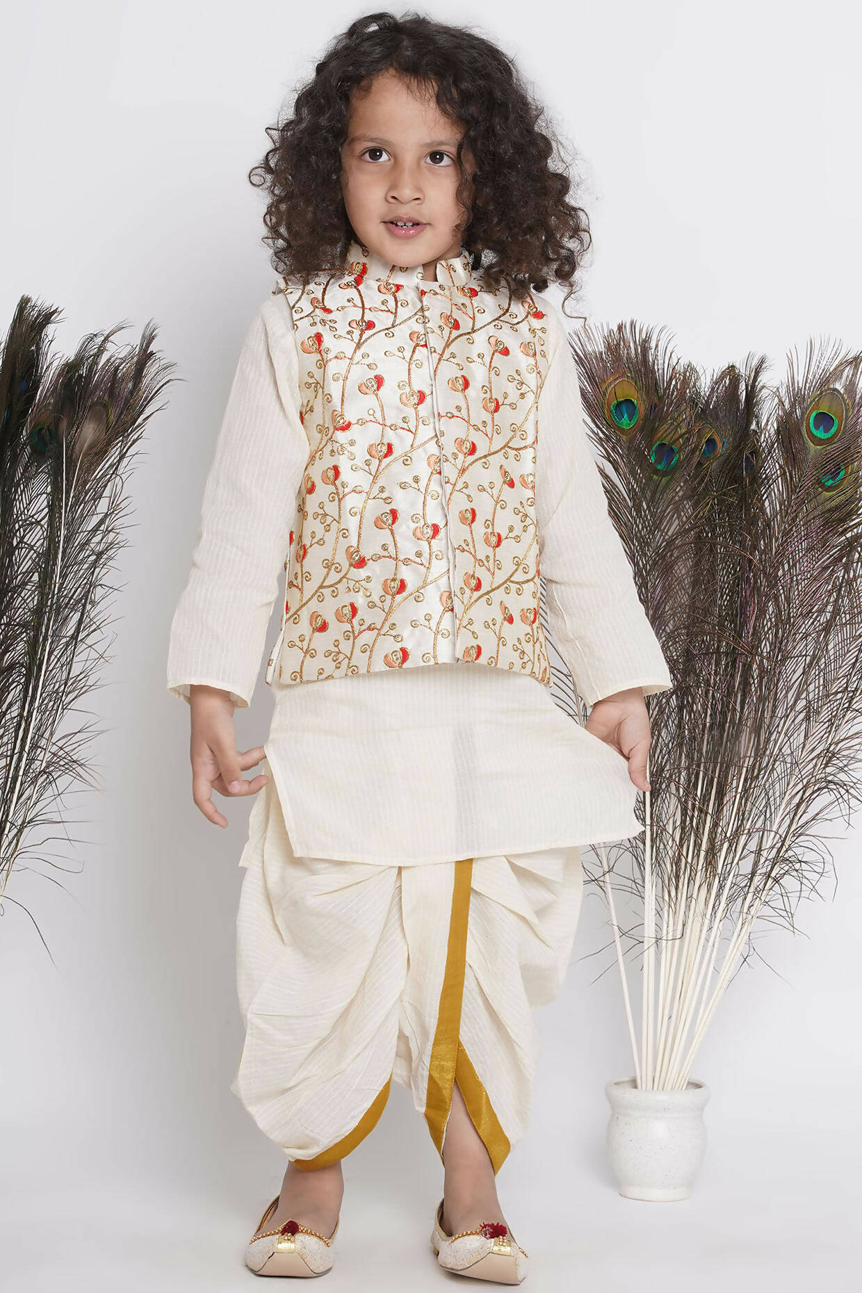 Little Bansi Banarsi Red Tulip Embroidery Jacket With Cotton Kantha kurta And Kantha Dhoti - Cream