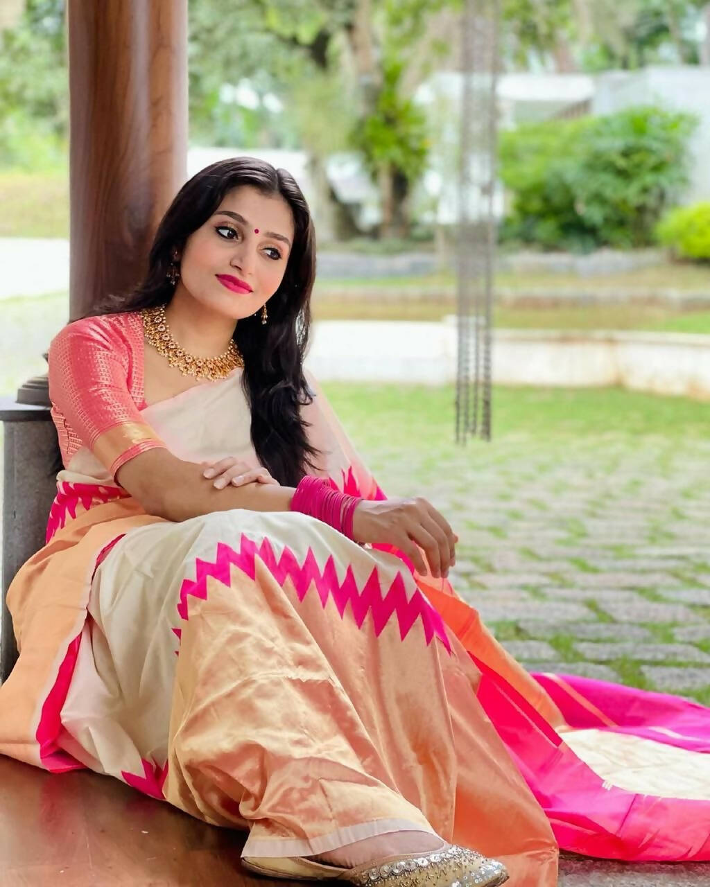 DEIANA'S Beautiful Designer Golden zari Soft Lichi Silk Saree - White