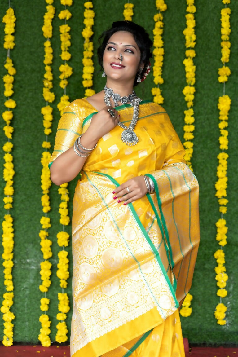 Jyoti Fashion Women's Yellow Soft Handloom Silk Zari Woven Saree with Blouse
