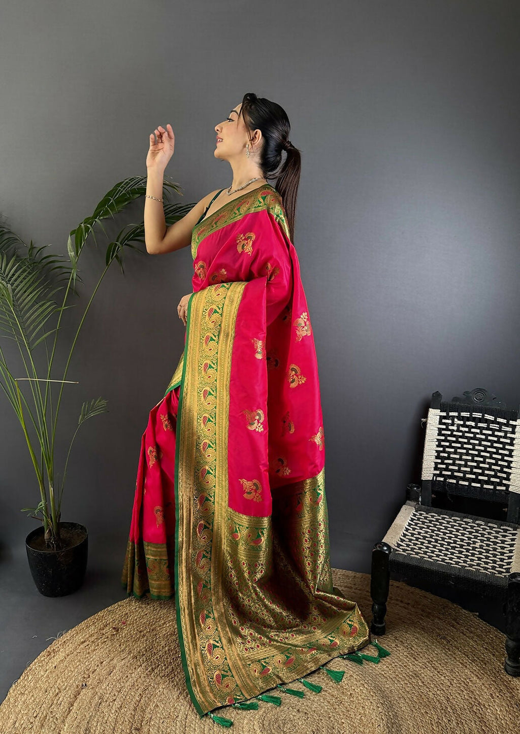 Joban Fashion Banarasi Red Woven Soft Silk Saree - Distacart