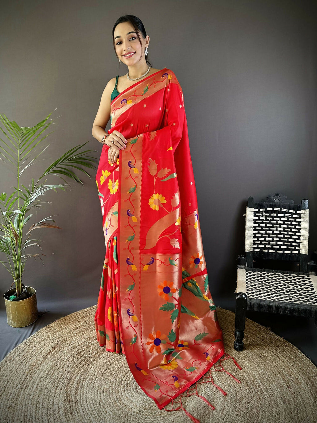Joban Fashion Red Zari Woven Floral Motifs Soft Silk Paithani Silk Saree - Distacart