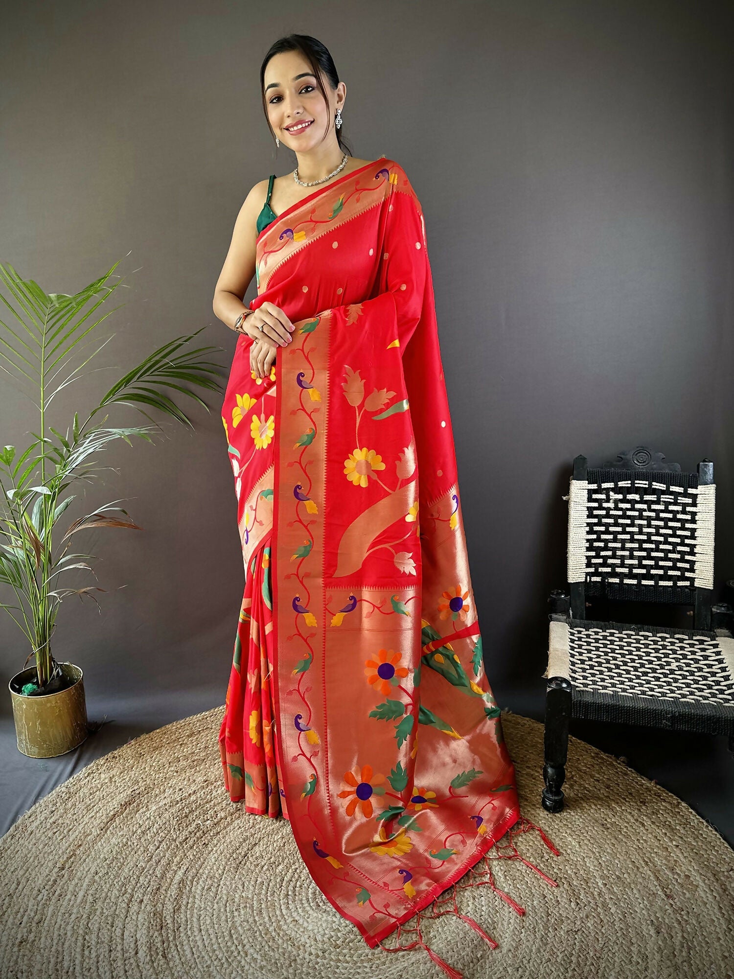 Joban Fashion Red Zari Woven Floral Motifs Soft Silk Paithani Silk Saree - Distacart