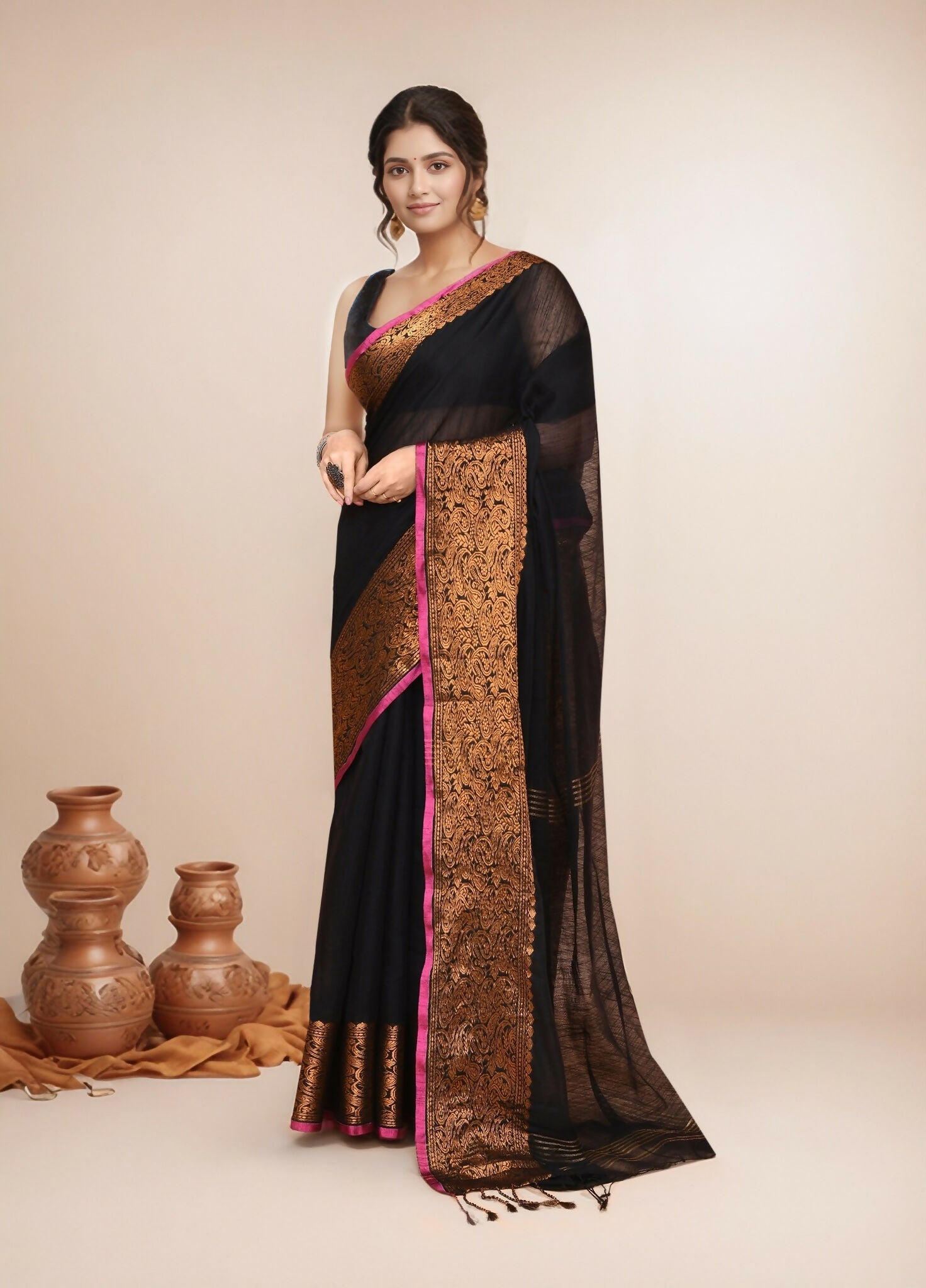 Joban Fashion Black Cotton Blend Handloom Saree
