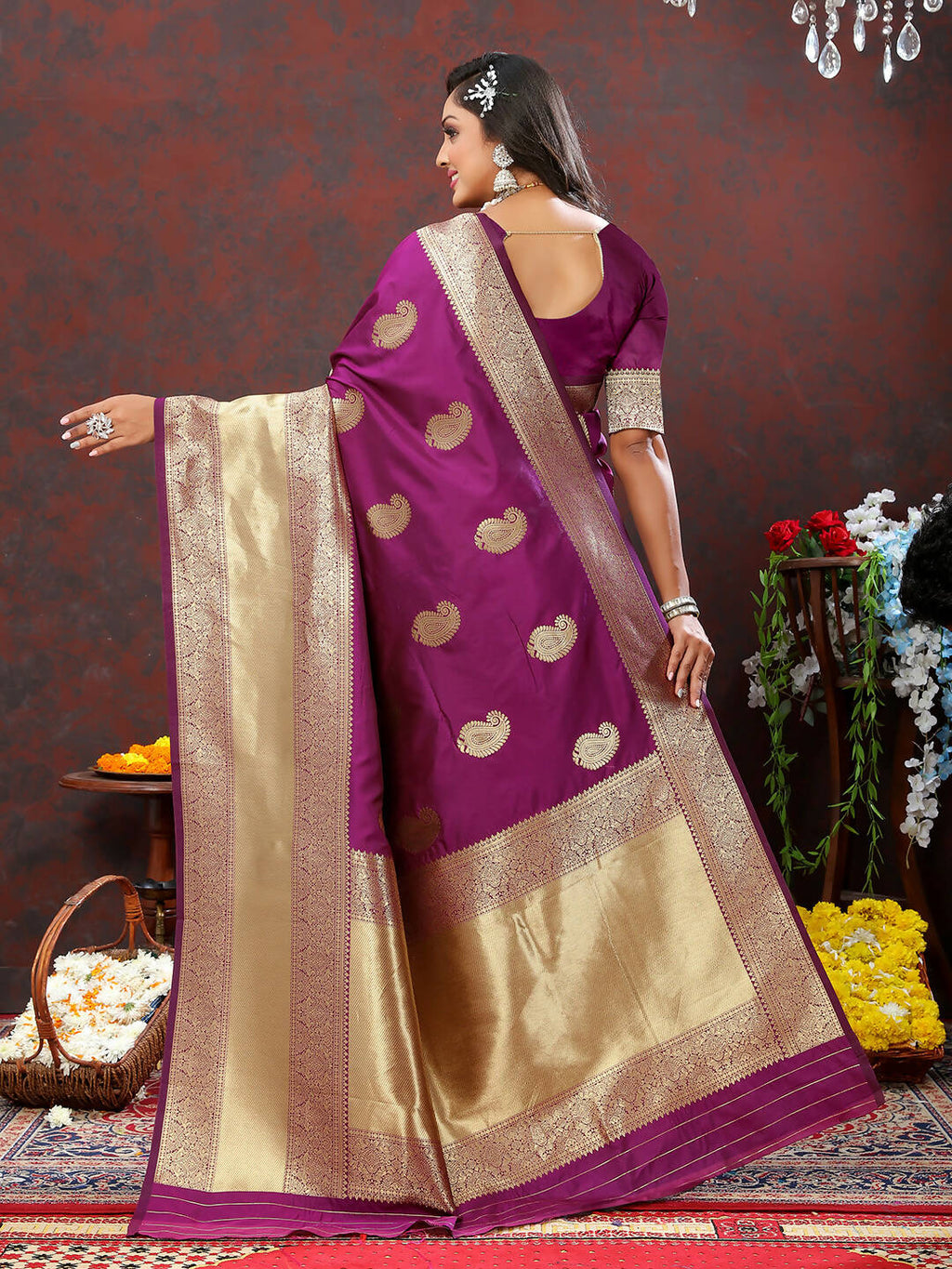 Lorenvalley Fashion Wine Soft Silk Woven Design Gold Zari Weaving Saree