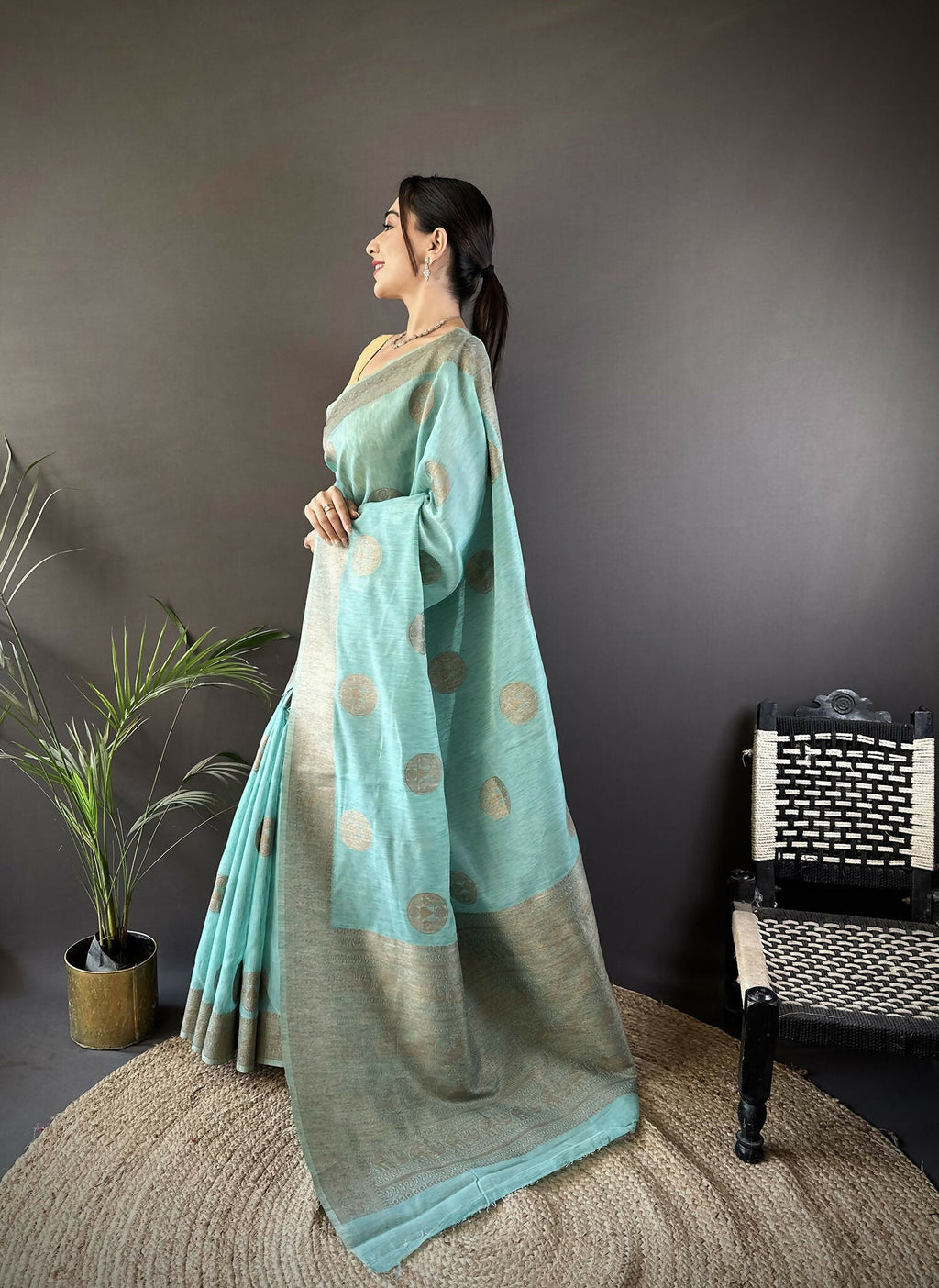 Joban Fashion Sky Blue Floral & Paisley Linen Silk Banarasi Saree - Distacart