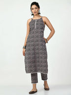Myshka Women's Black Straight Printed Kurta