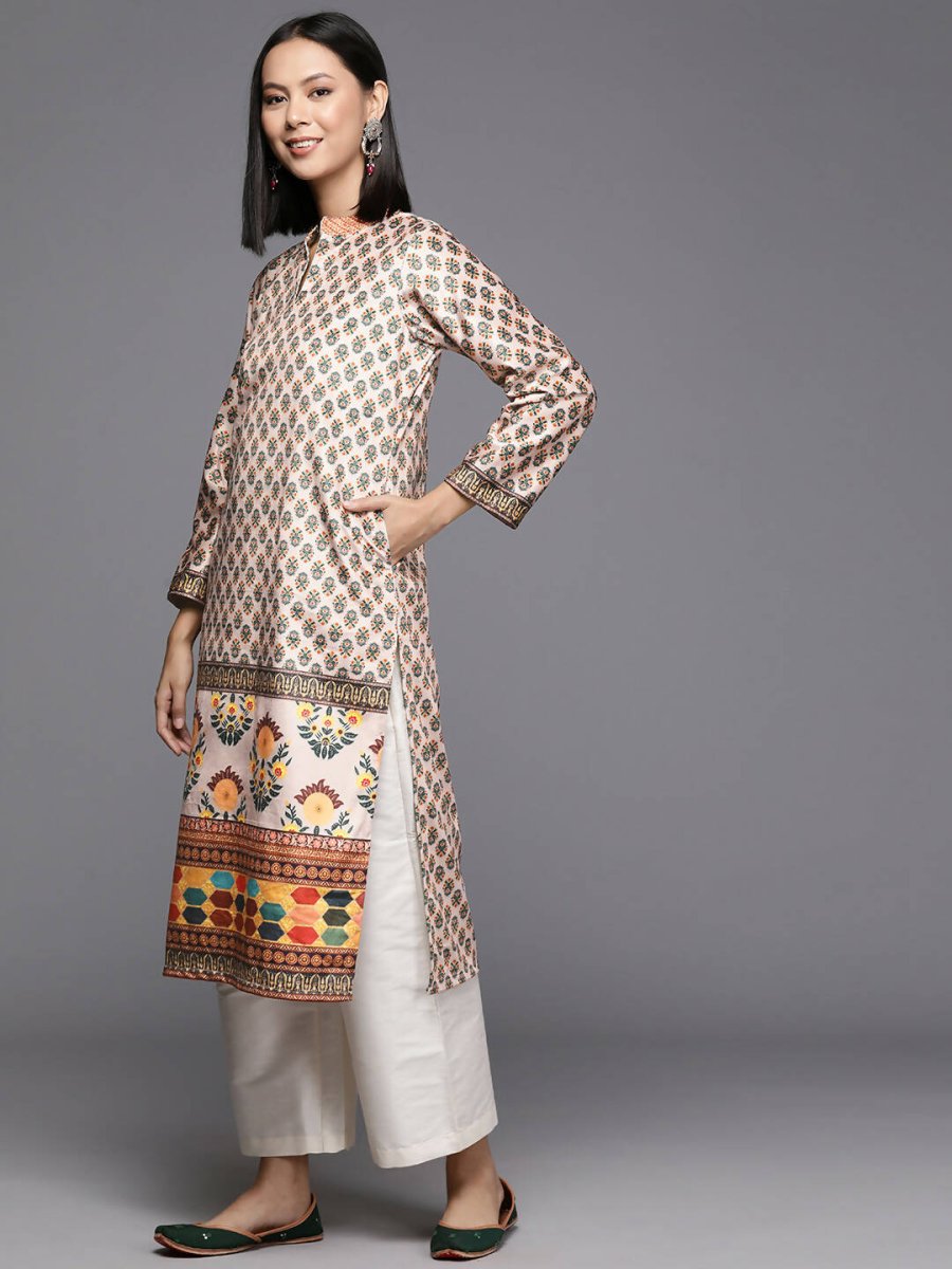 Ahalyaa Women's Traditional wear Kurta - Nude