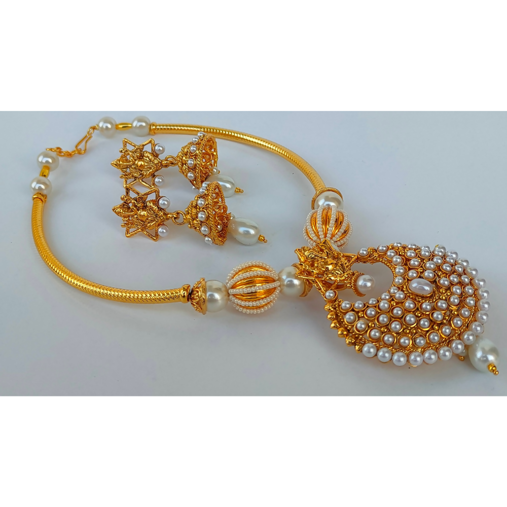 White Kemp Ganesh Temple Neckalce Set