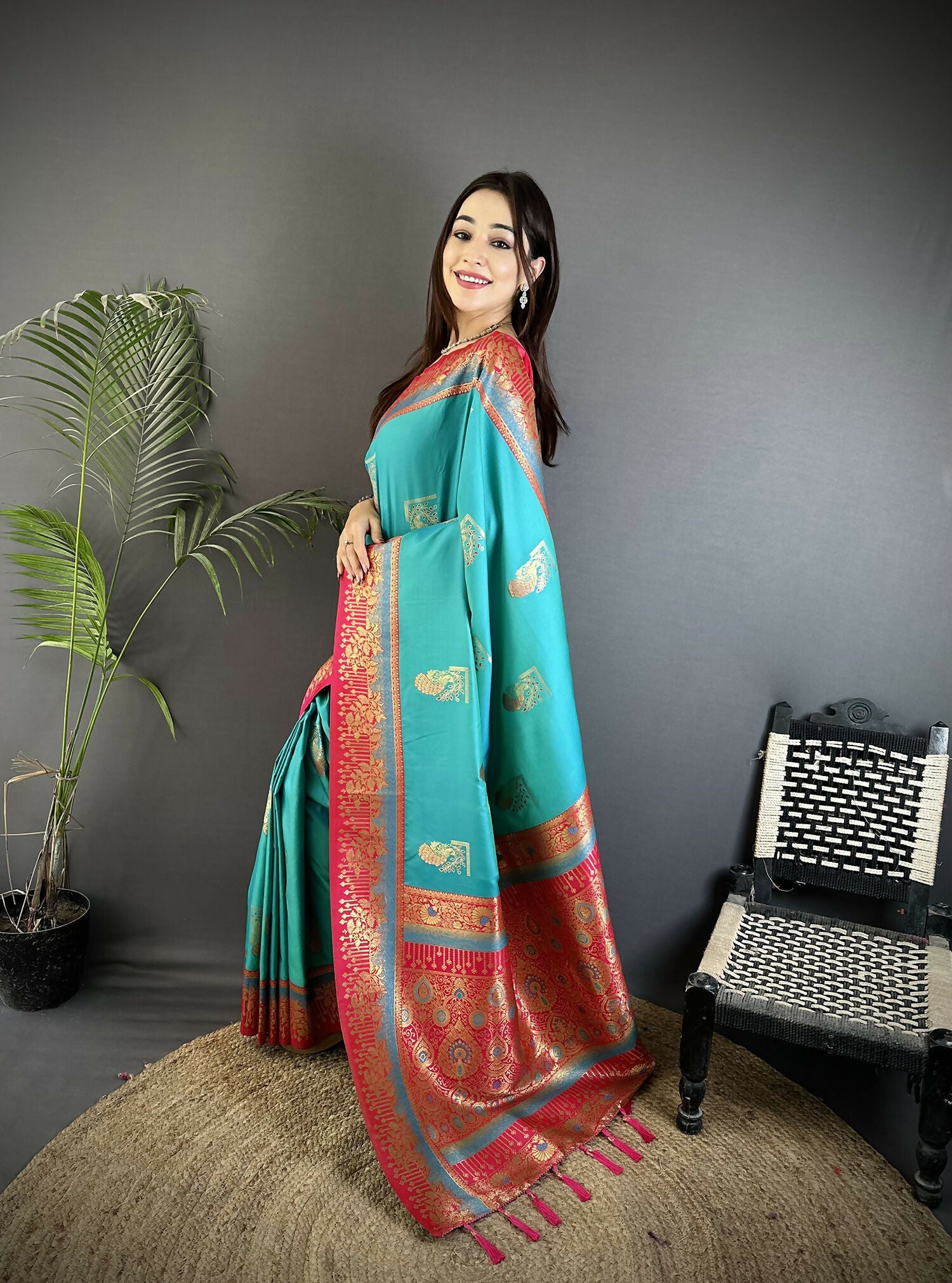 Joban Fashion Aqua Green Banarasi Soft Silk Peacock Butta Work Saree - Distacart