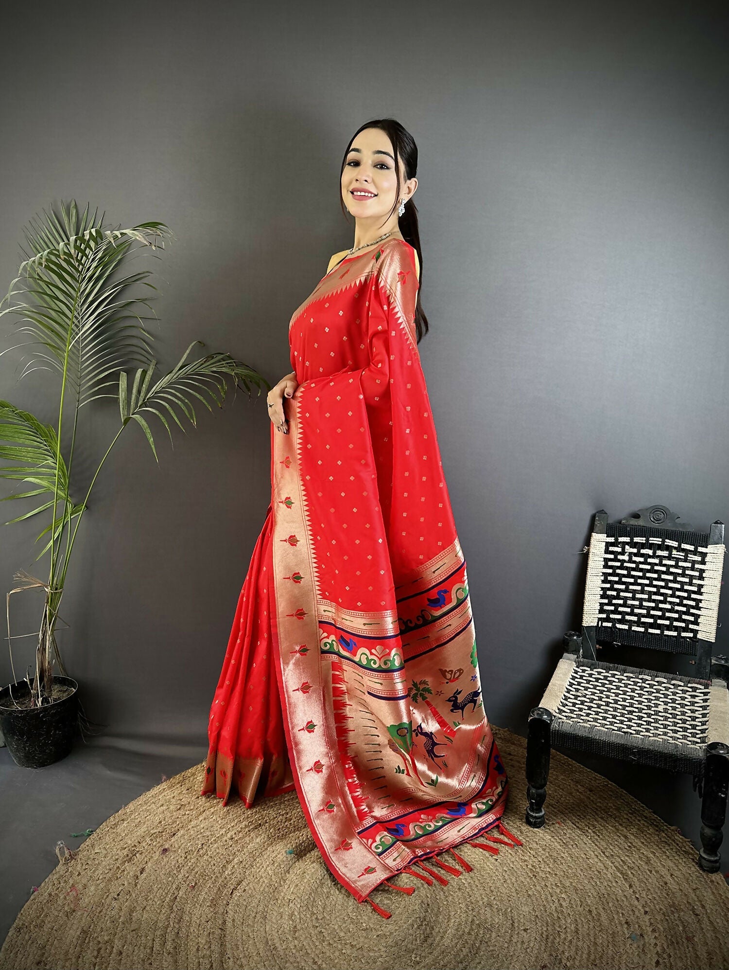 Joban Fashion Red Peacock & Floral Motifs Soft Lichi Silk Kanchipuram Saree - Distacart