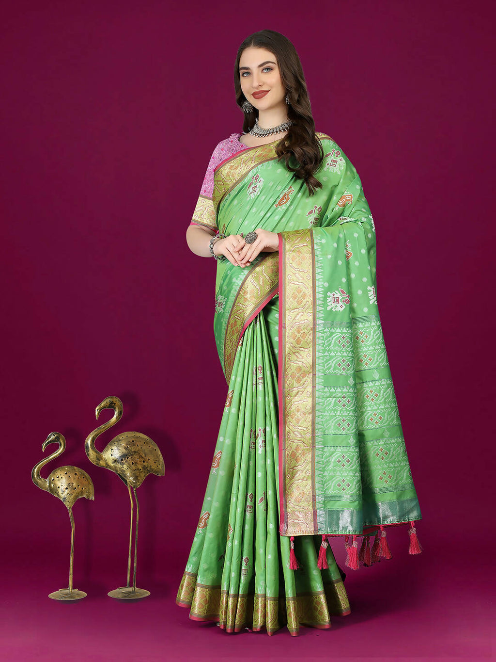 Lorenvalley Fashion Parotgreen Patola Silk Woven Design Zari Meenakari Weaving Saree