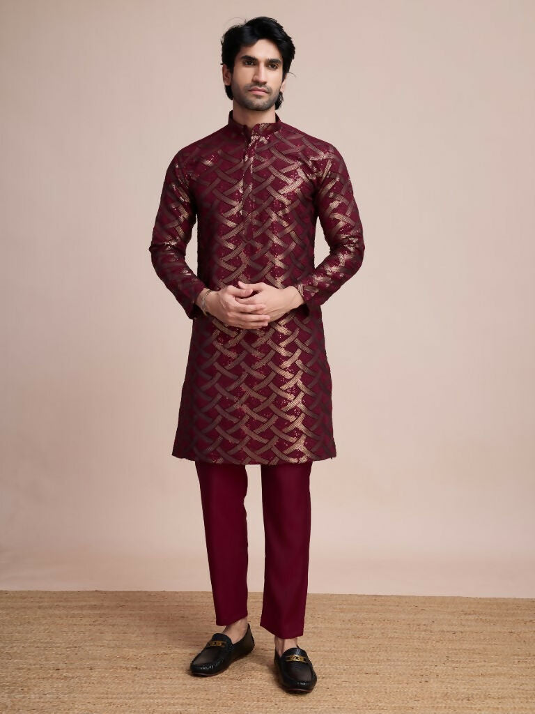 Vastranavya Traditional Festival Wear Pure Silk Thread & Sequence Embroidered Work Kurta