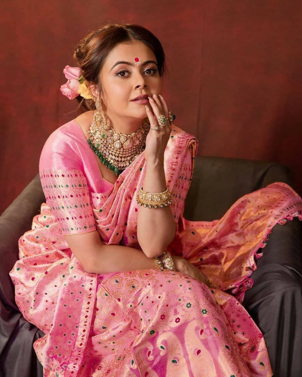 DEIANA'S Beautiful Designer Golden zari Soft Lichi Silk Saree - Peach